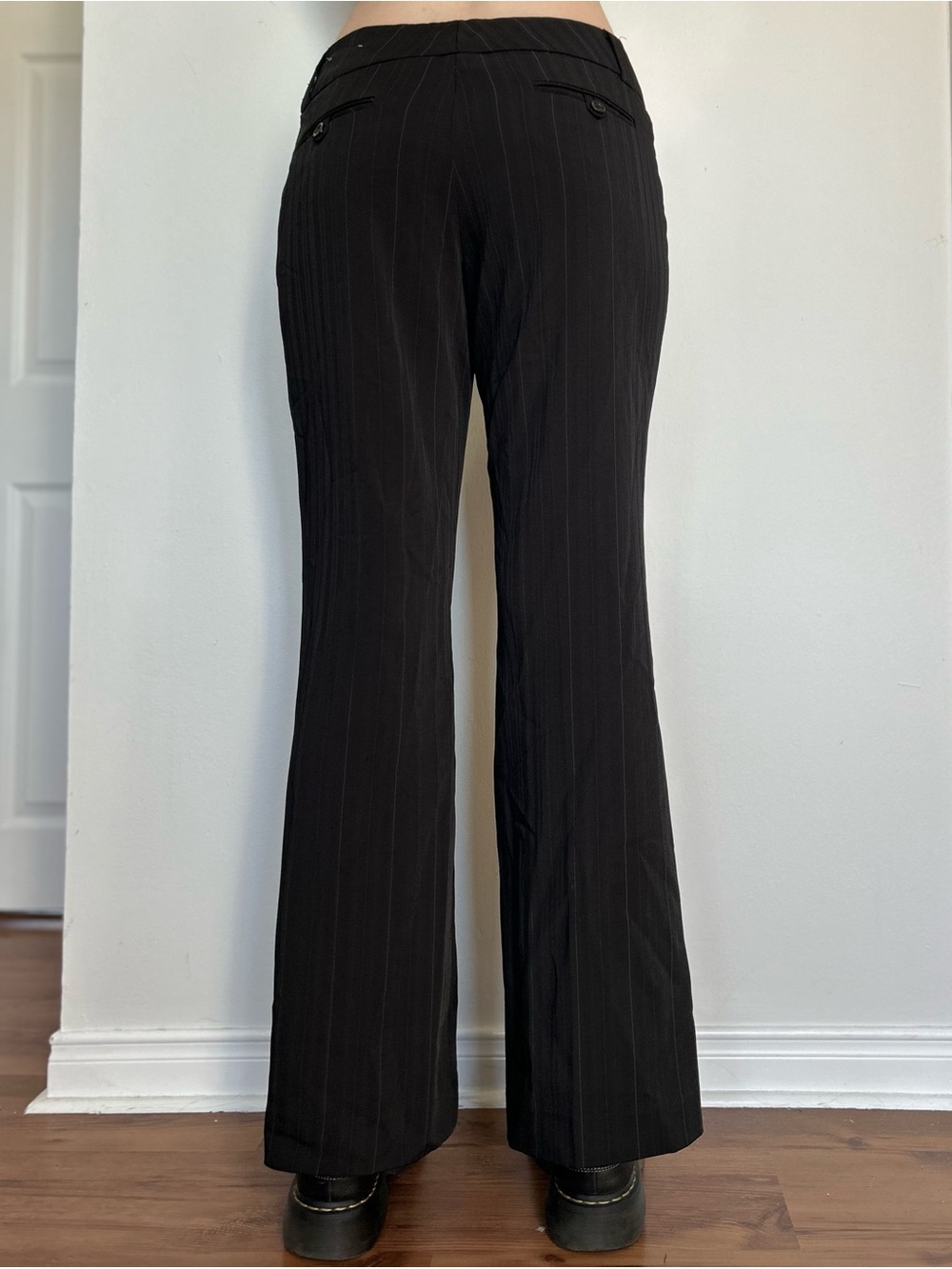 2000s Office Siren Black Pinstripe Pants - Picture 5 of 8